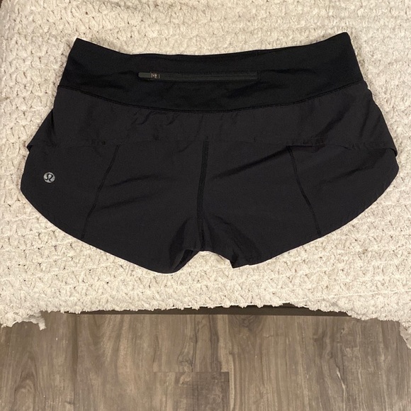 Lululemon Speed Up High-Rise Lined Short 2.5” - Picture 1 of 5